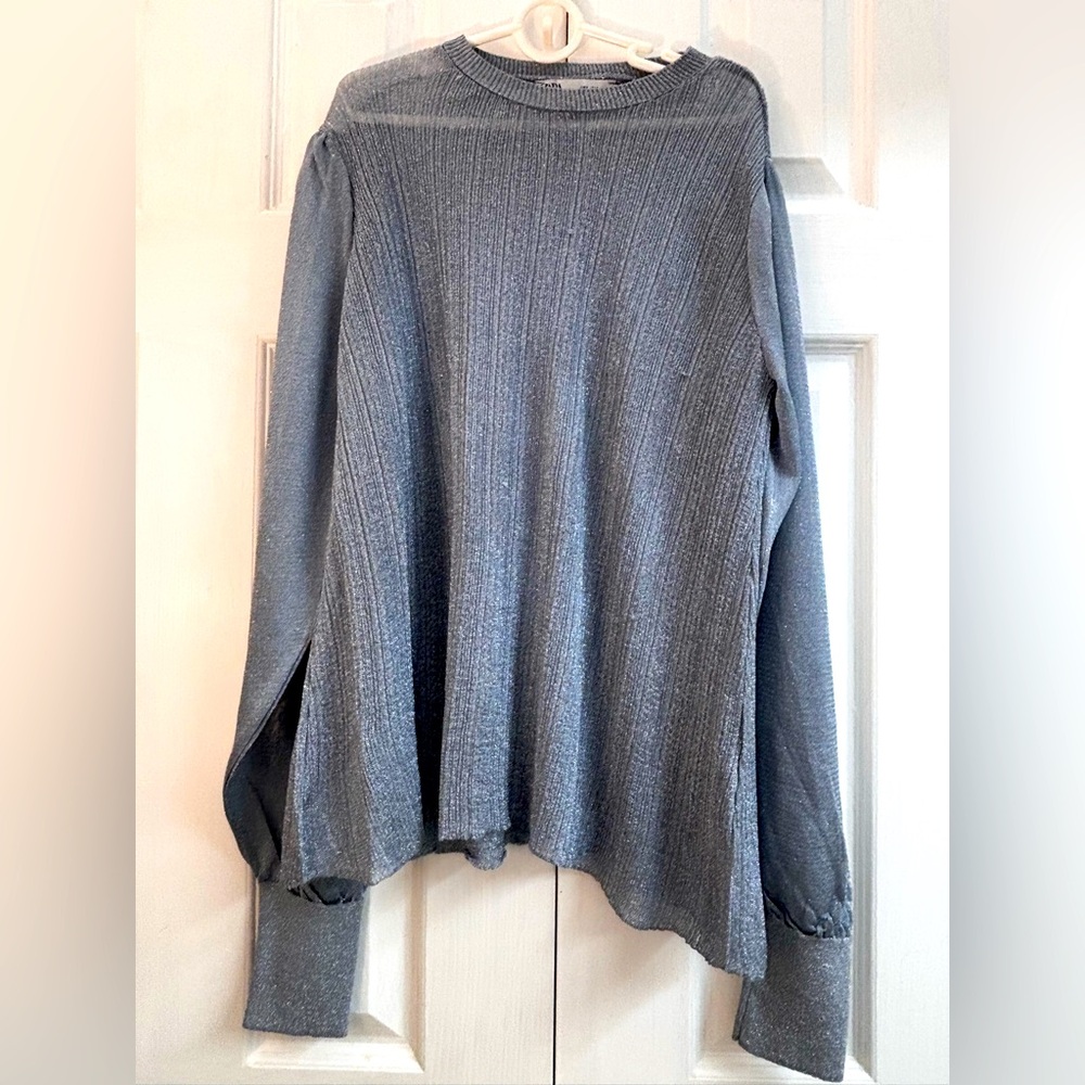 Gray Long Sleeve Knit Top